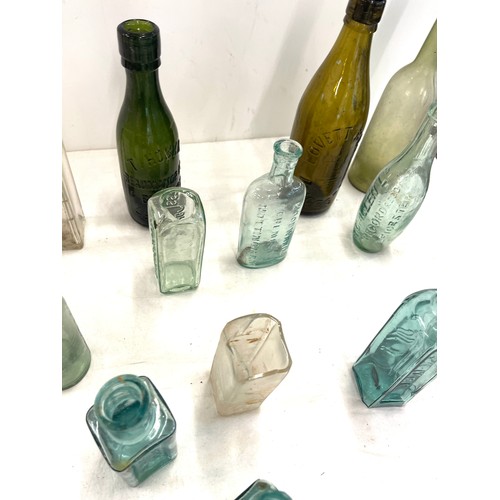 168 - Selection of vintage glass medicine bottles