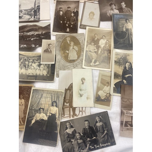 17 - Selection of antique real photo post cards - family and street scenes