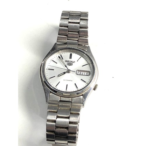 508 - Seiko 5 gents automatic wristwatch 7s26-3100 working but no warranty given