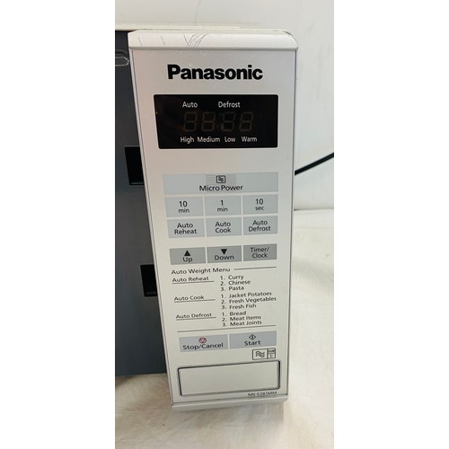 192 - Panasonic microwave - working order