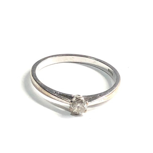 104 - 18ct white gold diamond ring weight 2.2g