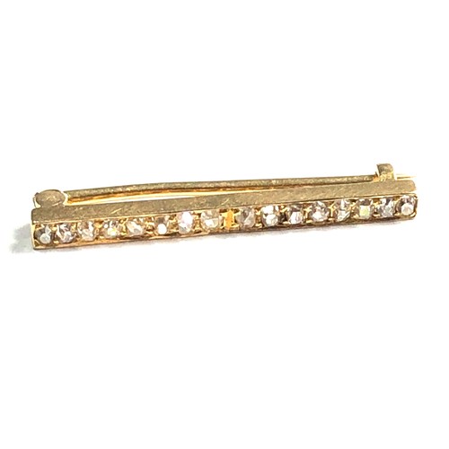 99 - Victorian 18ct gold old cut diamond bar brooch 2.6g