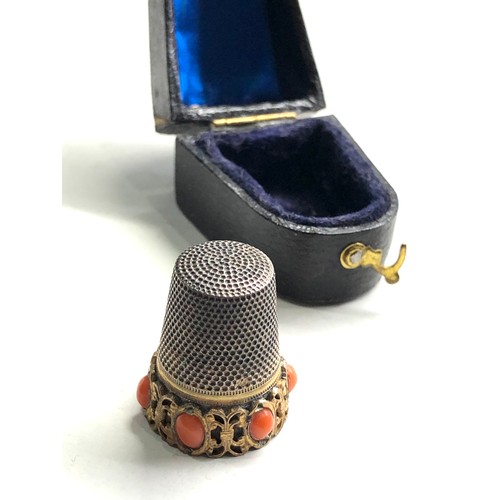 11 - Antique cased silver & coral set thimble hallmarked 800