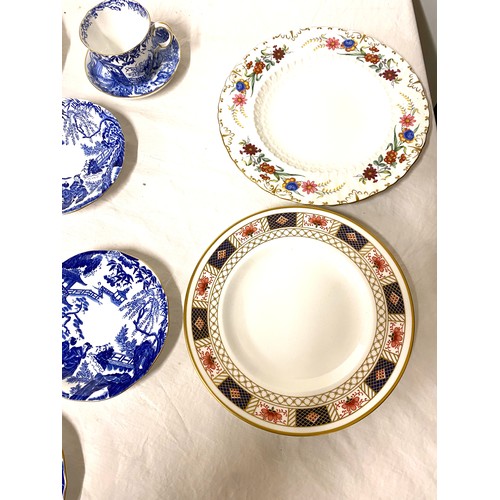 154 - Large selection of crown derby pottery to include, crown derby border plate, chatsworth plate etc