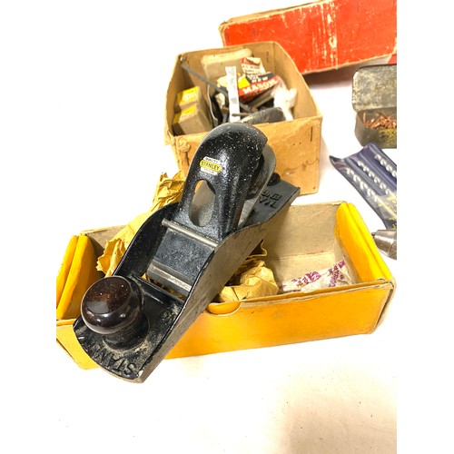 111 - 110 Stanley hand plane in box and stanley tools