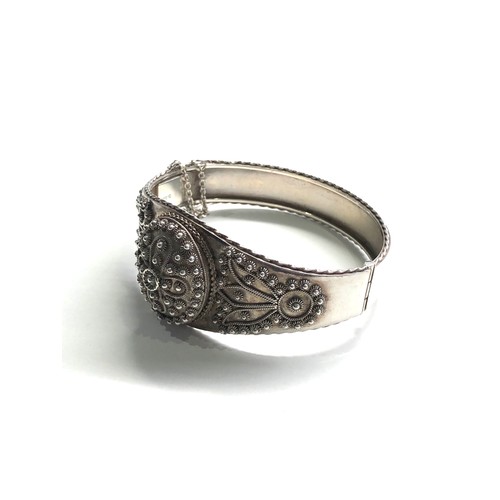 486 - Vintage silver bangle