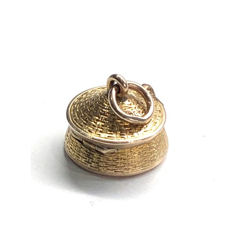 78 - Antique 9ct gold basket charm 2.5g