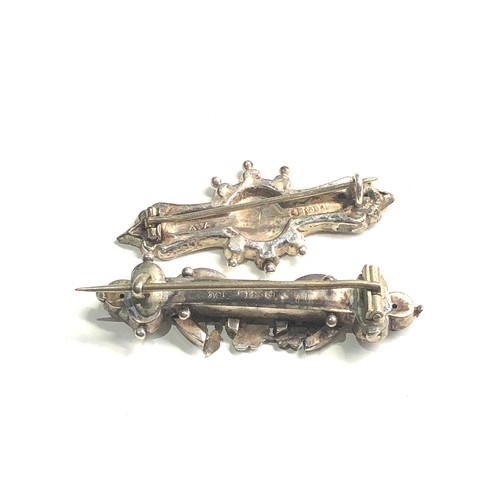 488 - 2 victorian silver brooches