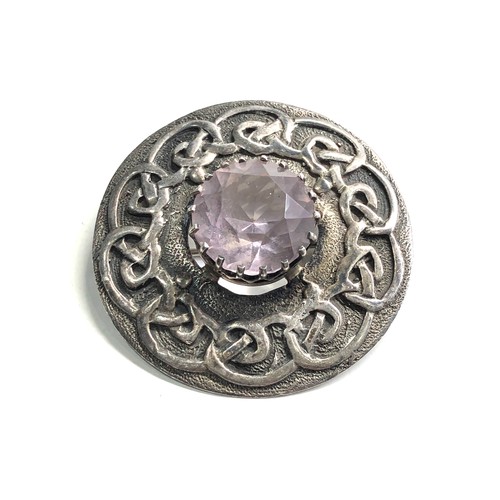 494 - Vintage celtic stone set brooch celtic art industries 4.2cm dia