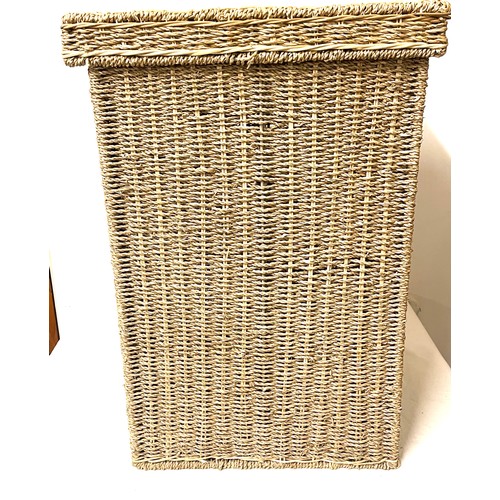 292 - Wicker laundry basket