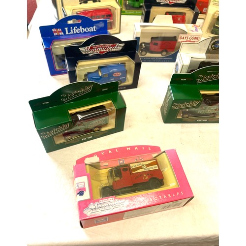 338 - Large selection of boxed die cast cars includes Eddie Stobart, Vanguards, Corgi etc