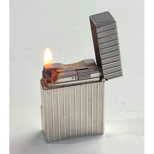 491 - Vintage Dupont paris cigarette lighter in working order