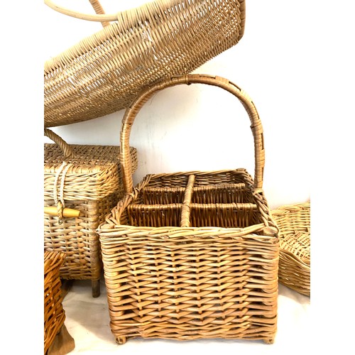 220 - Selection of vintage and later wicker baskets