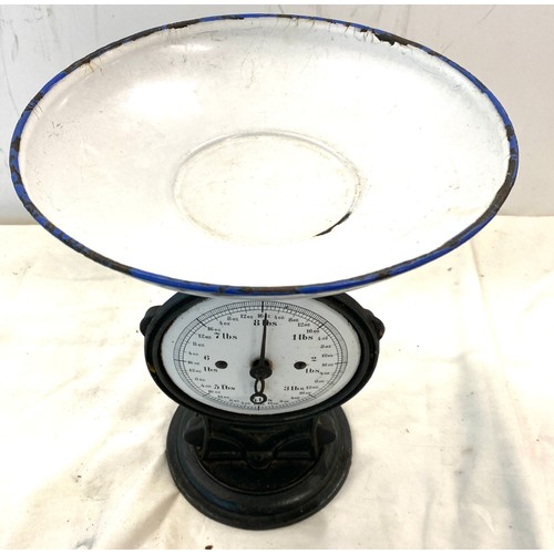 87 - Victorian kitchen scales with enamel dish, overall height include bowl 12 inches