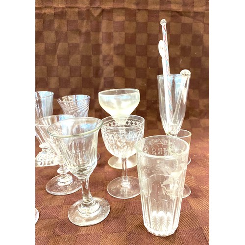 72 - Selection vintage drinking glasses