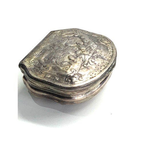 34 - Continental antique silver snuff box measures approx 6.5cm by 5.5cm