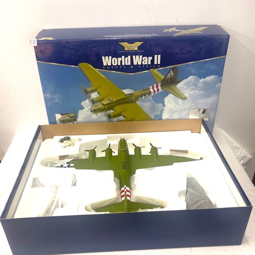 90 - The Aviation Archive  World War II Corgi Boeing B-17F Flying Fortress Sweet and Lovely AA33302