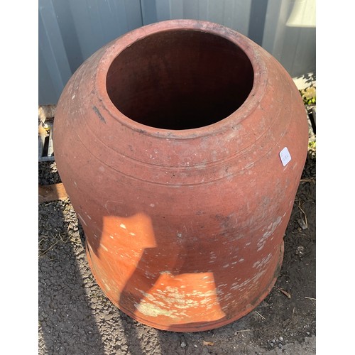 100V - Antique Terracota Rhubarb forcer