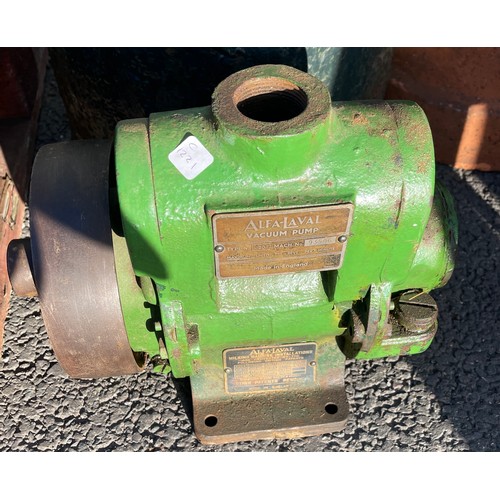 100Z - Vintage Alfa - lavel vacuum pump