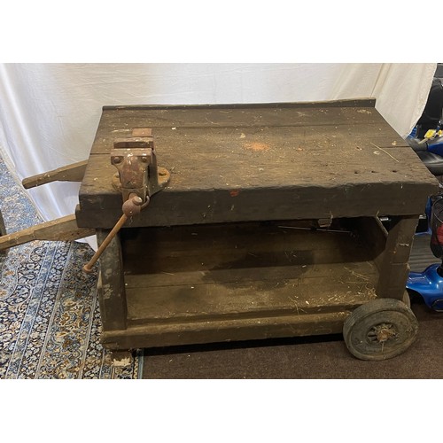 485 - Mobile industrial woodworkers bench with Samson Perfect Vice, approximate measurements: Height witho... 