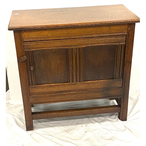 490 - Period oak 1 door cupboard, approximate measurements: Height 27 inches, Width 28 inches, Depth 14 in... 