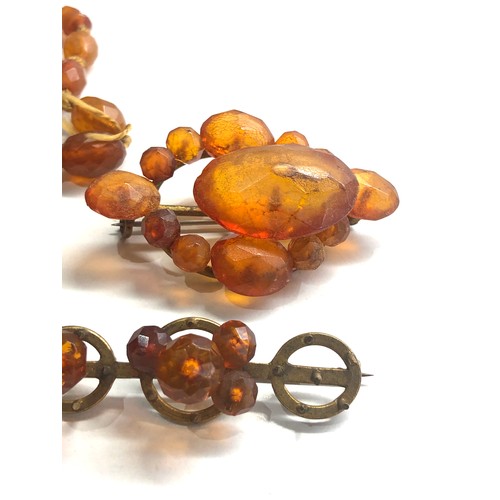 386 - Selection of antique amber jewellery items some in need of repair