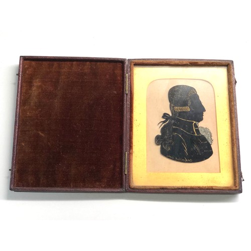 490 - Antique silhouette in case 19th century