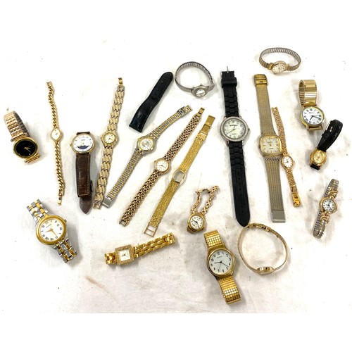 475 - Large selection of assorted wristwatches for spares or repairs