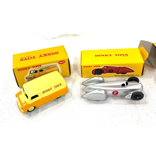 20 - Selection of 4 boxed Dinky toys includes 23D, 197, 482 and 111