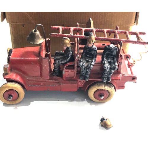 422 - Vintage boxed lead Johillco miniature fire engine in original box some figures damaged and missing p... 