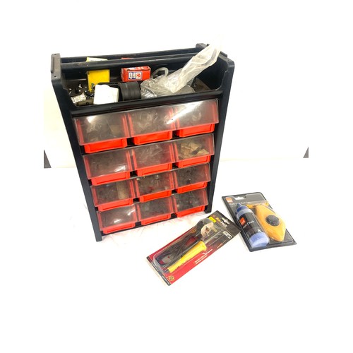 52 - Multi tool chest and contents