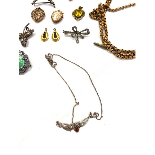 456 - Selection of Vintage and later costume jewellery