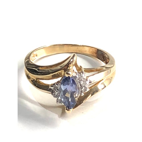 140 - 14ct gold tanzanite & diamond ring weight 3.4g