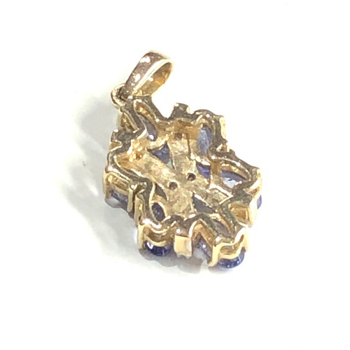 150 - 9ct gold tanzanite pendant weight 2g