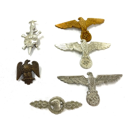 499 - Selection 6 German WW2 pin / cap badges