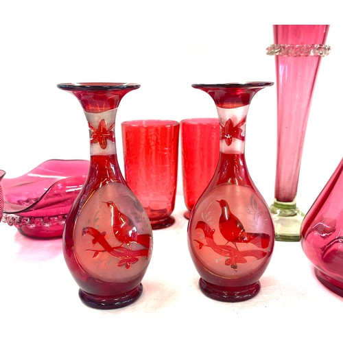 262 - Selection of antique and later Cranberry glass to include vases, bowls etc