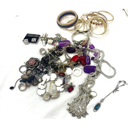 446 - Large selection of assorted costume jewellery