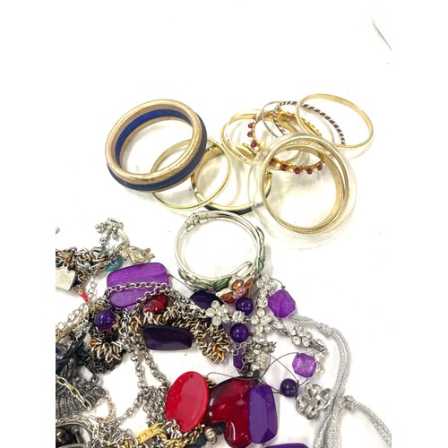 446 - Large selection of assorted costume jewellery