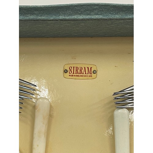 169 - Cased Sirram 1950s retro picnic set