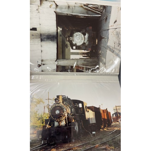 191 - Large selection of train photographs in albums