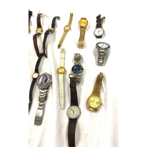 433 - Selection of ladies and gents wristwatches, untested