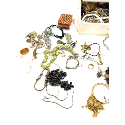 474 - Large selection of costume jewellery includes beads etc