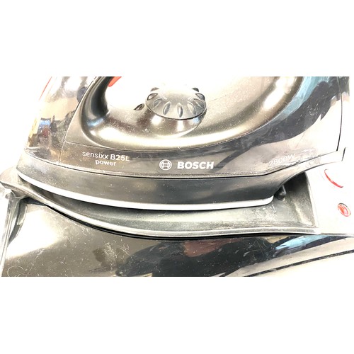 159 - Bosch Sensixx b25L power 2800w iron