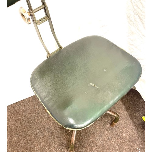 369 - Vintage Evertaut industrial machinists chair