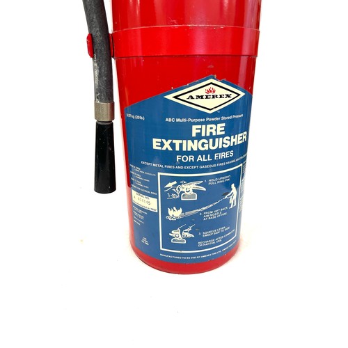 285 - Large red fire extinguisher (full)