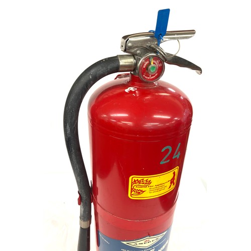 285 - Large red fire extinguisher (full)