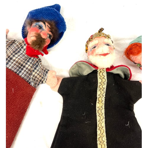 143 - Selection 3 vintage hand puppets