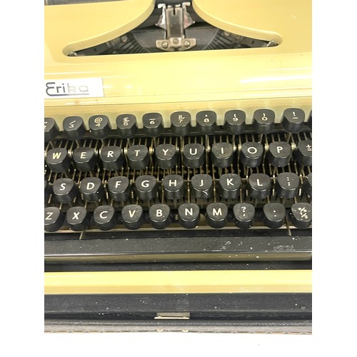 171 - Erica vintage cased typewriter