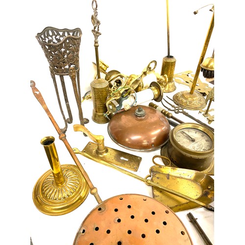 257 - Large selection of brass and copper ware includes light fittings etc