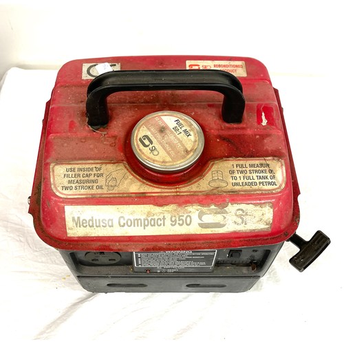 213 - Medusa compact 950 generator, untested